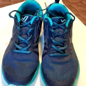 Vionic sneakers